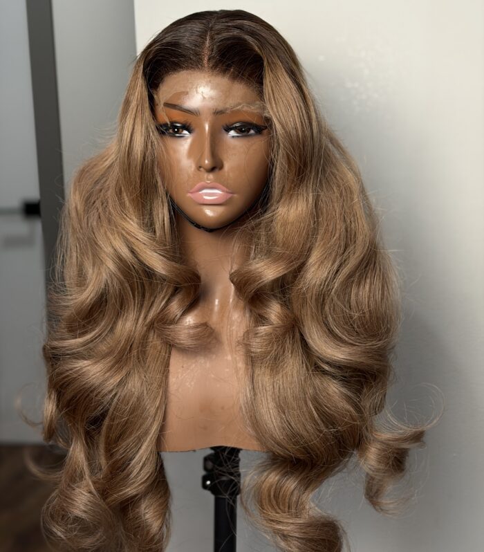 Honey Blonde Long Wavy